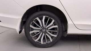 Used 2017 Honda City [2017-2020] VX CVT Petrol Automatic tyres RIGHT REAR TYRE RIM VIEW