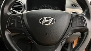 Used 2014 Hyundai Grand i10 [2013-2017] Asta 1.2 Kappa VTVT Petrol Manual top_features Steering mounted controls