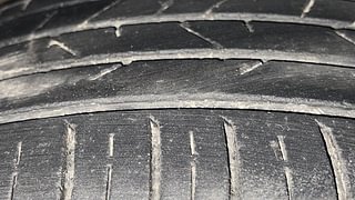 Used 2021 Hyundai Venue [2019-2021] SX 1.0 (O) Turbo Petrol Manual tyres LEFT FRONT TYRE TREAD VIEW