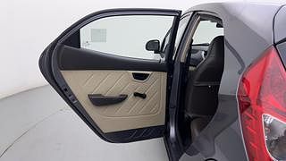 Used 2018 Hyundai Eon [2011-2018] Magna + (O) Petrol Manual interior LEFT REAR DOOR OPEN VIEW