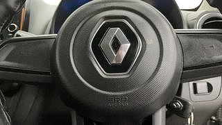 Used 2020 Renault Kwid CLIMBER 1.0 Opt Petrol Manual top_features Airbags