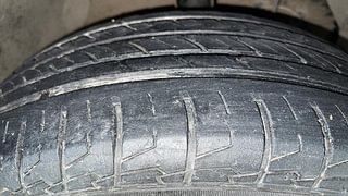 Used 2019 Maruti Suzuki S-Cross [2017-2020] Alpha 1.3 Diesel Manual tyres RIGHT FRONT TYRE TREAD VIEW