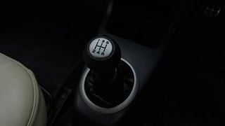 Used 2011 Maruti Suzuki Swift Dzire [2008-2012] ZXI Petrol Manual interior GEAR  KNOB VIEW