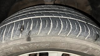 Used 2021 Mahindra XUV 300 W8 Petrol Petrol Manual tyres RIGHT FRONT TYRE TREAD VIEW