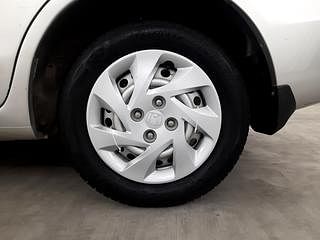 Used 2014 Honda Amaze [2013-2016] 1.2 E i-VTEC Petrol Manual tyres LEFT REAR TYRE RIM VIEW
