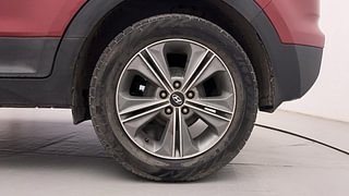 Used 2017 Hyundai Creta [2015-2018] 1.6 SX Plus Auto Diesel Automatic tyres LEFT REAR TYRE RIM VIEW