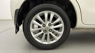 Used 2015 Toyota Etios Liva [2010-2017] VX Petrol Manual tyres RIGHT REAR TYRE RIM VIEW