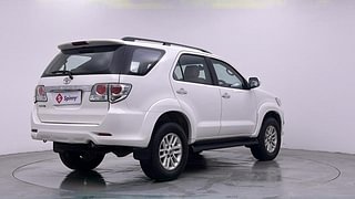 Used 2014 Toyota Fortuner [2012-2016] 3.0 4x2 MT Diesel Manual exterior RIGHT REAR CORNER VIEW