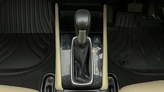 Used 2020 Honda City ZX CVT Petrol Automatic interior GEAR  KNOB VIEW