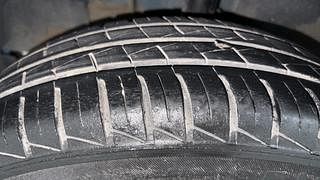 Used 2020 Renault Kwid 1.0 RXL Petrol Manual tyres LEFT FRONT TYRE TREAD VIEW