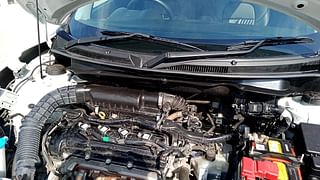 Used 2019 Maruti Suzuki Swift [2017-2021] ZXi Plus AMT Petrol Automatic engine ENGINE RIGHT SIDE HINGE & APRON VIEW