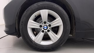 Used 2015 BMW 3 Series [2012-2015] 320d Prestige Diesel Automatic tyres LEFT FRONT TYRE RIM VIEW