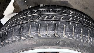 Used 2017 Maruti Suzuki Wagon R 1.0 [2010-2019] VXi Petrol Manual tyres RIGHT REAR TYRE TREAD VIEW