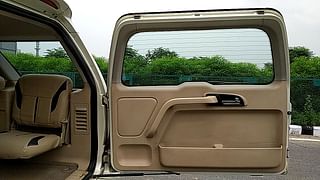 Used 2014 Tata Safari Storme [2015-2019] 2.2 VX 4x2 Diesel Manual interior DICKY DOOR OPEN VIEW