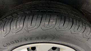 Used 2018 Hyundai Elite i20 [2014-2018] Sportz 1.2 Petrol Manual tyres LEFT FRONT TYRE TREAD VIEW