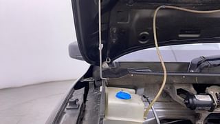 Used 2017 Renault Kwid [2015-2019] RXT Petrol Manual engine ENGINE RIGHT SIDE HINGE & APRON VIEW