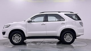 Used 2014 Toyota Fortuner [2012-2016] 3.0 4x2 MT Diesel Manual exterior LEFT SIDE VIEW