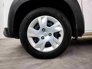 Used 2022 Renault Kwid 1.0 RXT AMT Opt Petrol Automatic tyres LEFT FRONT TYRE RIM VIEW