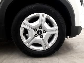 Used 2020 Kia Sonet HTX 1.0 iMT Petrol Manual tyres RIGHT FRONT TYRE RIM VIEW