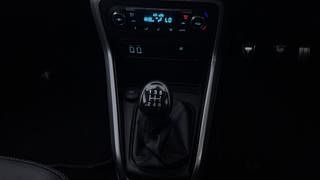Used 2018 Ford EcoSport [2017-2021] Titanium + 1.5L TDCi Diesel Manual interior GEAR  KNOB VIEW