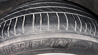 Used 2015 BMW 3 Series [2012-2015] 320d Prestige Diesel Automatic tyres RIGHT REAR TYRE TREAD VIEW