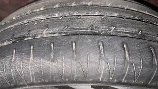 Used 2010 Hyundai i20 [2008-2012] Asta 1.2 Petrol Manual tyres RIGHT REAR TYRE TREAD VIEW