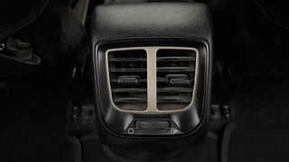 Used 2019 Hyundai New Santro 1.1 Magna Petrol Manual top_features 2nd row AC vent