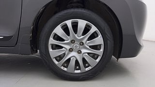 Used 2018 Maruti Suzuki Baleno [2015-2019] Zeta AT Petrol Petrol Automatic tyres RIGHT FRONT TYRE RIM VIEW