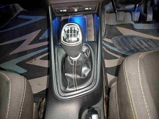 Used 2020 Hyundai New i20 Asta (O) 1.5 MT Diesel Manual interior GEAR  KNOB VIEW