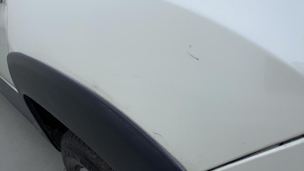 Used 2016 Renault Duster [2015-2019] 85 PS RXS MT Diesel Manual dents MINOR SCRATCH