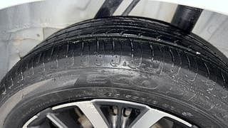 Used 2017 Honda City [2017-2020] ZX CVT Petrol Automatic tyres LEFT REAR TYRE TREAD VIEW