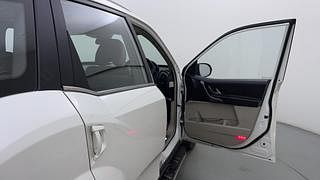 Used 2016 Mahindra XUV500 [2015-2018] W10 FWD AT 1.99 Diesel Automatic interior RIGHT FRONT DOOR OPEN VIEW