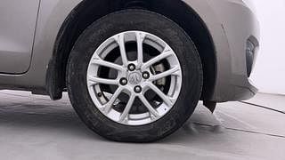 Used 2021 Maruti Suzuki Swift ZXI AMT Petrol Automatic tyres RIGHT FRONT TYRE RIM VIEW