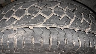 Used 2017 Mahindra XUV500 [2015-2018] W10 Diesel Manual tyres RIGHT REAR TYRE TREAD VIEW