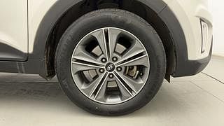 Used 2016 Hyundai Creta [2015-2018] 1.6 SX (O) Diesel Manual tyres RIGHT FRONT TYRE RIM VIEW