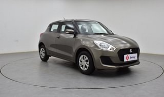 Used 2018 Maruti Suzuki Swift [2017-2021] VXI AMT Petrol Automatic exterior RIGHT FRONT CORNER VIEW