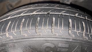 Used 2017 Hyundai Grand i10 [2017-2020] Sportz (O) AT 1.2 Kappa VTVT Petrol Automatic tyres LEFT FRONT TYRE TREAD VIEW
