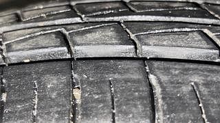 Used 2020 Maruti Suzuki Alto 800 [2019-2022] LXI Petrol Manual tyres LEFT FRONT TYRE TREAD VIEW