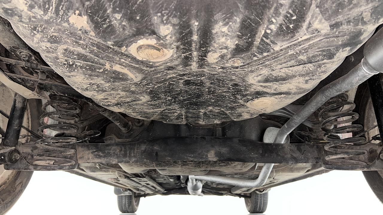 Used 2011 Toyota Etios [2010-2017] VX Petrol Manual extra REAR UNDERBODY VIEW (TAKEN FROM REAR)
