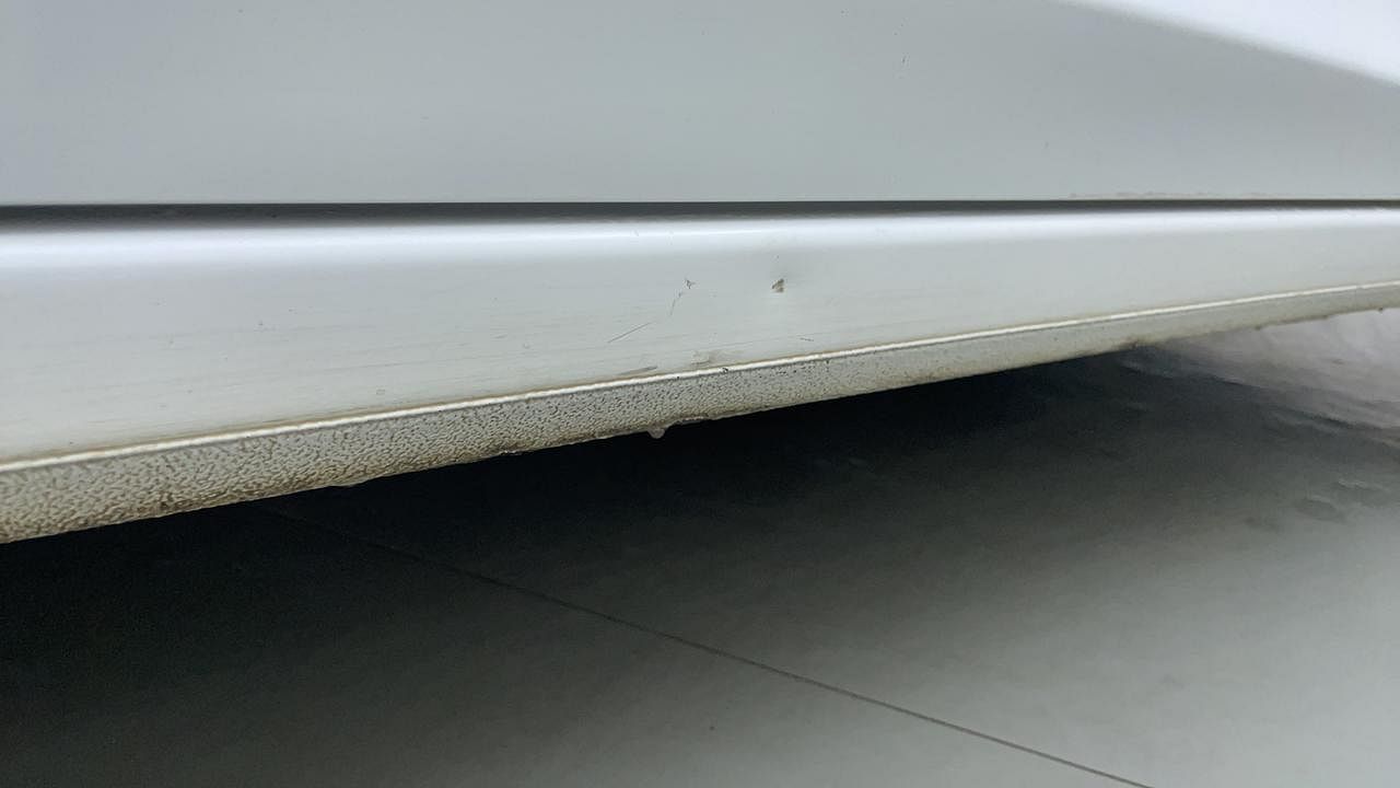 Used 2015 Honda City [2014-2017] V Petrol Manual dents MINOR SCRATCH