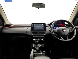 Used 2022 Renault Kiger RXZ 1.0 Turbo MT Petrol Manual interior DASHBOARD VIEW