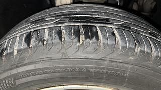 Used 2018 Mahindra Marazzo M6 Diesel Manual tyres RIGHT FRONT TYRE TREAD VIEW