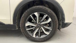 Used 2019 Mahindra XUV 300 W8 (O) Diesel Diesel Manual tyres RIGHT FRONT TYRE RIM VIEW