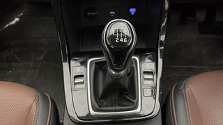 Used 2022 Hyundai Alcazar Signature 6 STR 2.0 Petrol MT Petrol Manual interior GEAR  KNOB VIEW