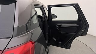 Used 2018 Maruti Suzuki Vitara Brezza [2018-2020] ZDi AMT Diesel Automatic interior RIGHT REAR DOOR OPEN VIEW