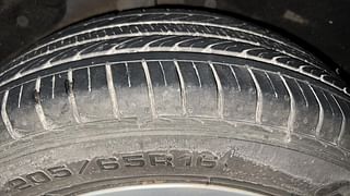 Used 2019 Hyundai Creta [2018-2020] 1.6 EX VTVT Petrol Manual tyres RIGHT REAR TYRE TREAD VIEW