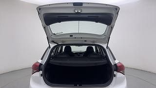 Used 2016 Hyundai Elite i20 [2014-2018] Sportz 1.2 Petrol Manual interior DICKY DOOR OPEN VIEW