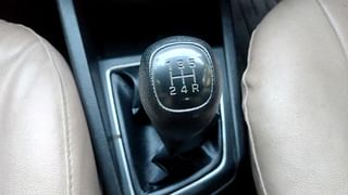Used 2015 Hyundai Elite i20 [2014-2018] Sportz 1.2 Petrol Manual interior GEAR  KNOB VIEW