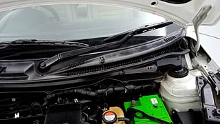 Used 2014 Maruti Suzuki Swift Dzire [2012-2017] VDI Diesel Manual engine ENGINE LEFT SIDE HINGE & APRON VIEW