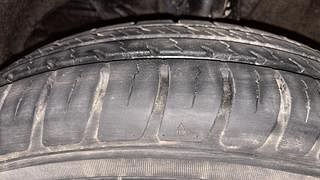 Used 2019 Maruti Suzuki Swift [2017-2021] VXi Petrol Manual tyres LEFT FRONT TYRE TREAD VIEW